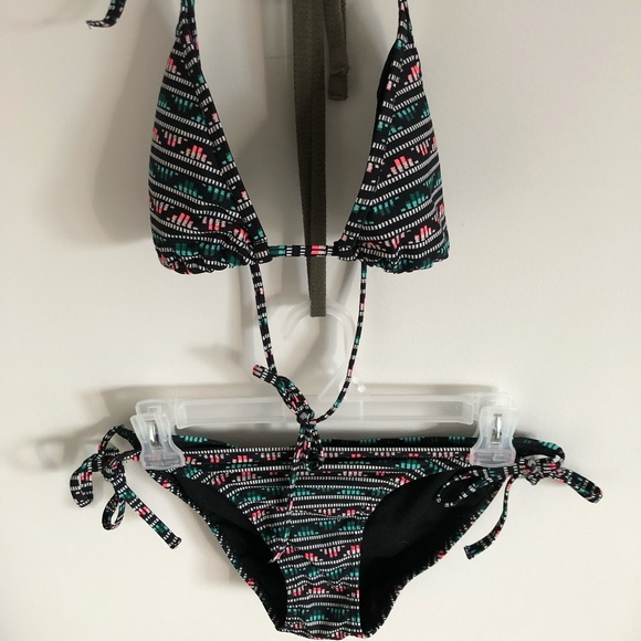 Black Old Navy Bikini - Picture 1 of 1